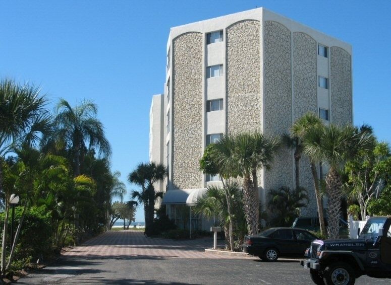 Station One By Kees Vacations Aparthotel Kill Devil Hills Exterior photo