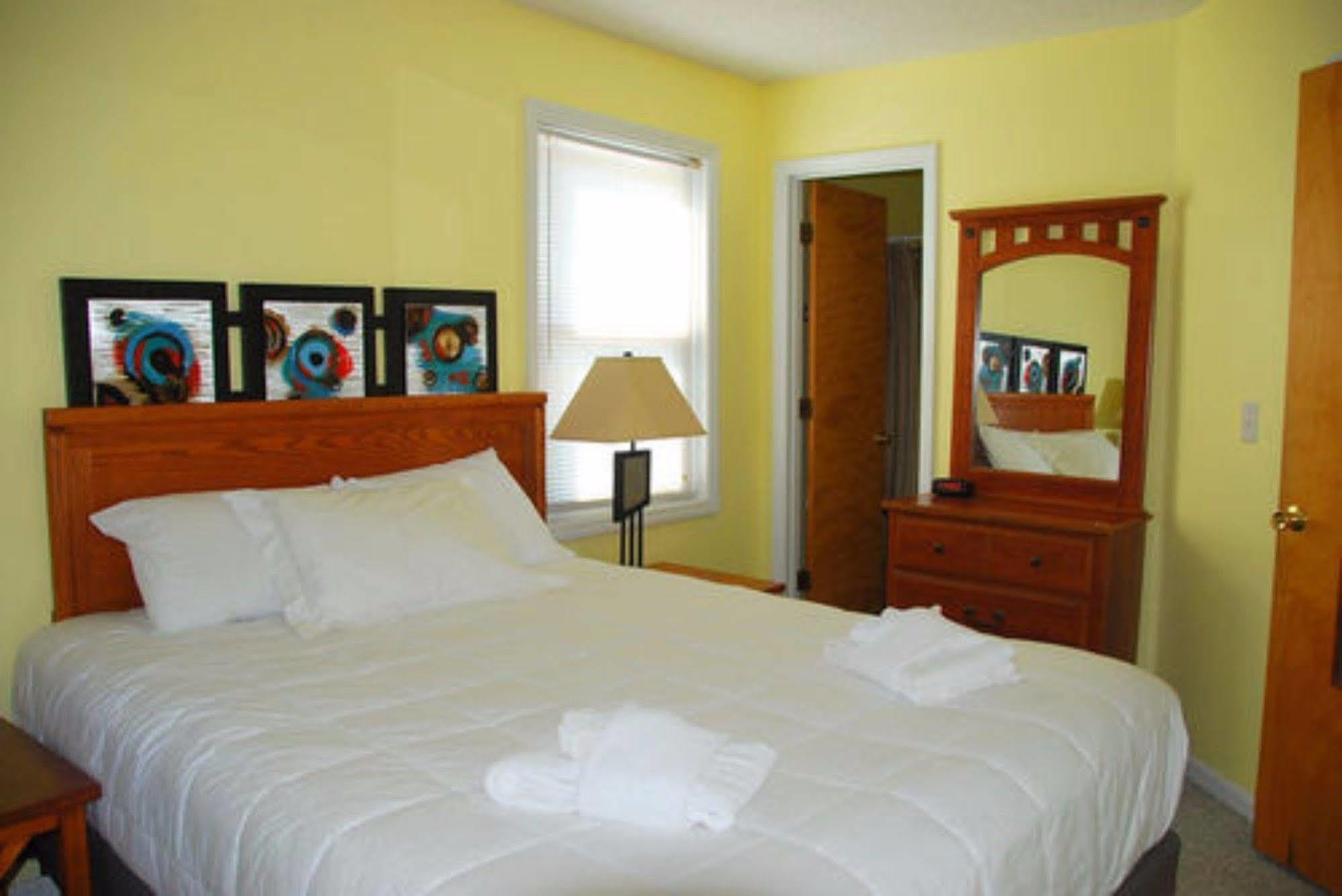 Station One By Kees Vacations Aparthotel Kill Devil Hills Exterior photo